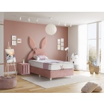 Pat 120×200 cm, tapițat catifea premium, design iepuraș cu tăblie tip urechi, culoare roz, stil jucăuș și confortabil RABBIT